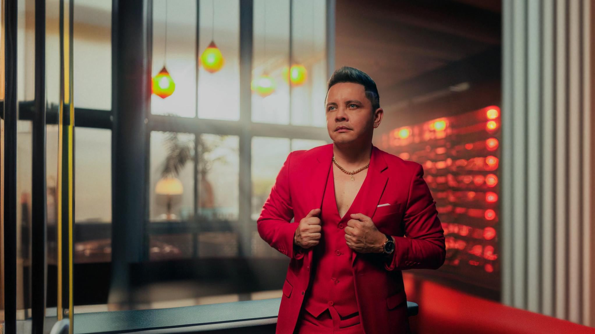 Richard Gonzalez - Musician